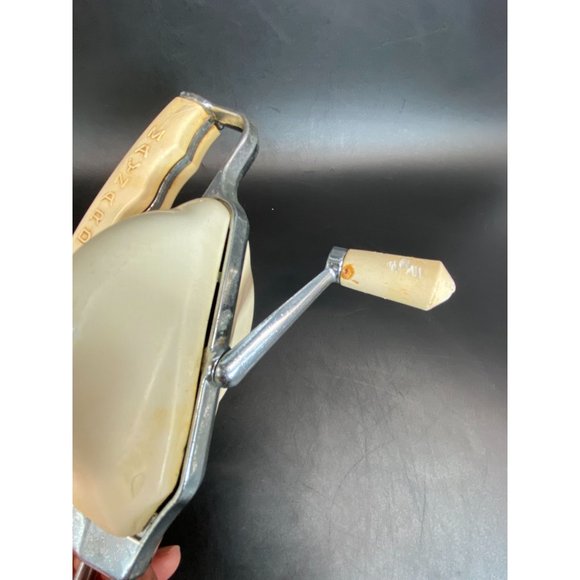 Vintage Lot of 3 Hand Beaters Maynard A&J High Speed - Picture 7 of 12